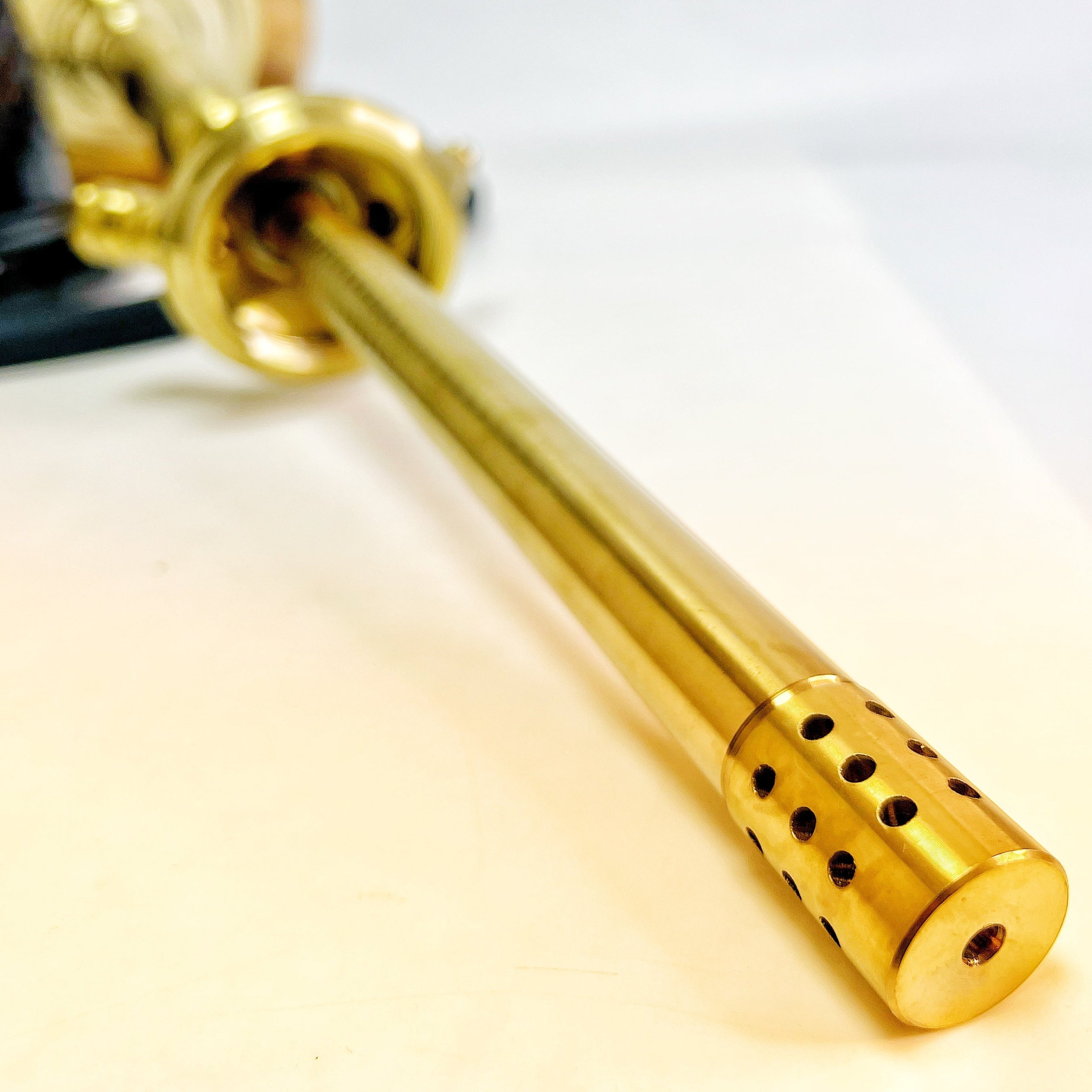 COCOYAYA Gamaliya Persia Hookah - Golden Stem & Black Base